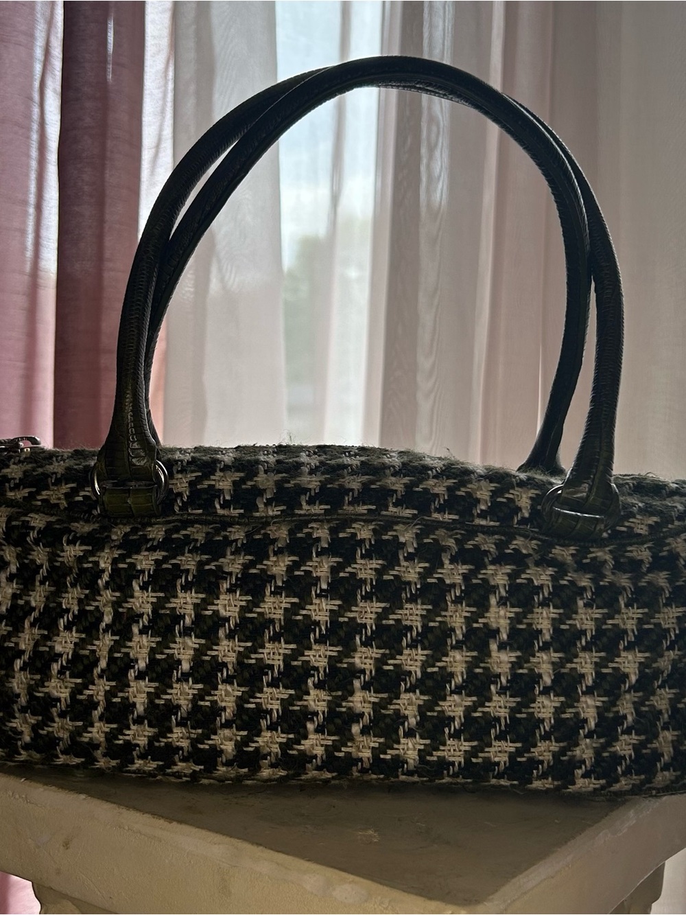 Nicole Miller Green & White Houndstooth Shoulder Bag with Black Handles